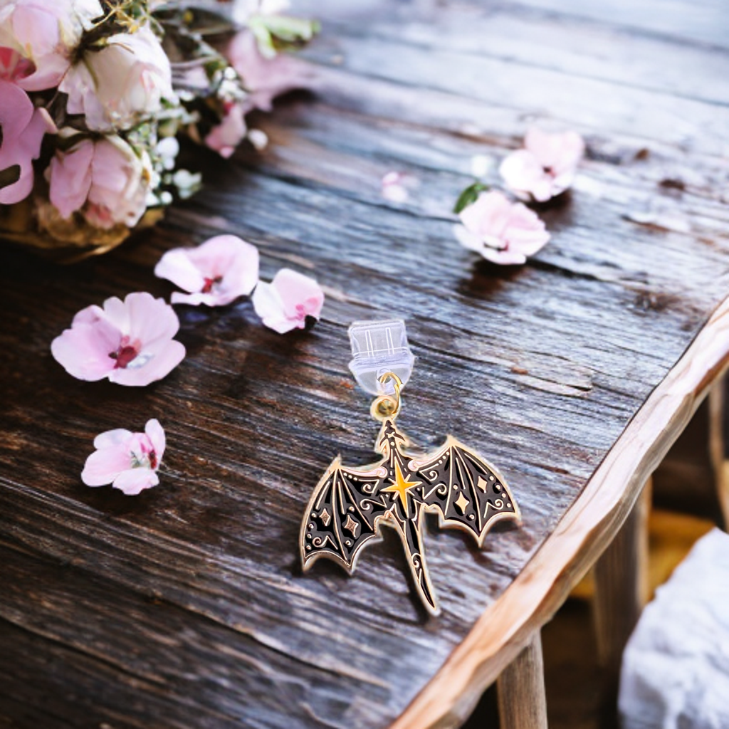 Kindle / E-Reader Charm Night Dragon (USB‑C/Type C)