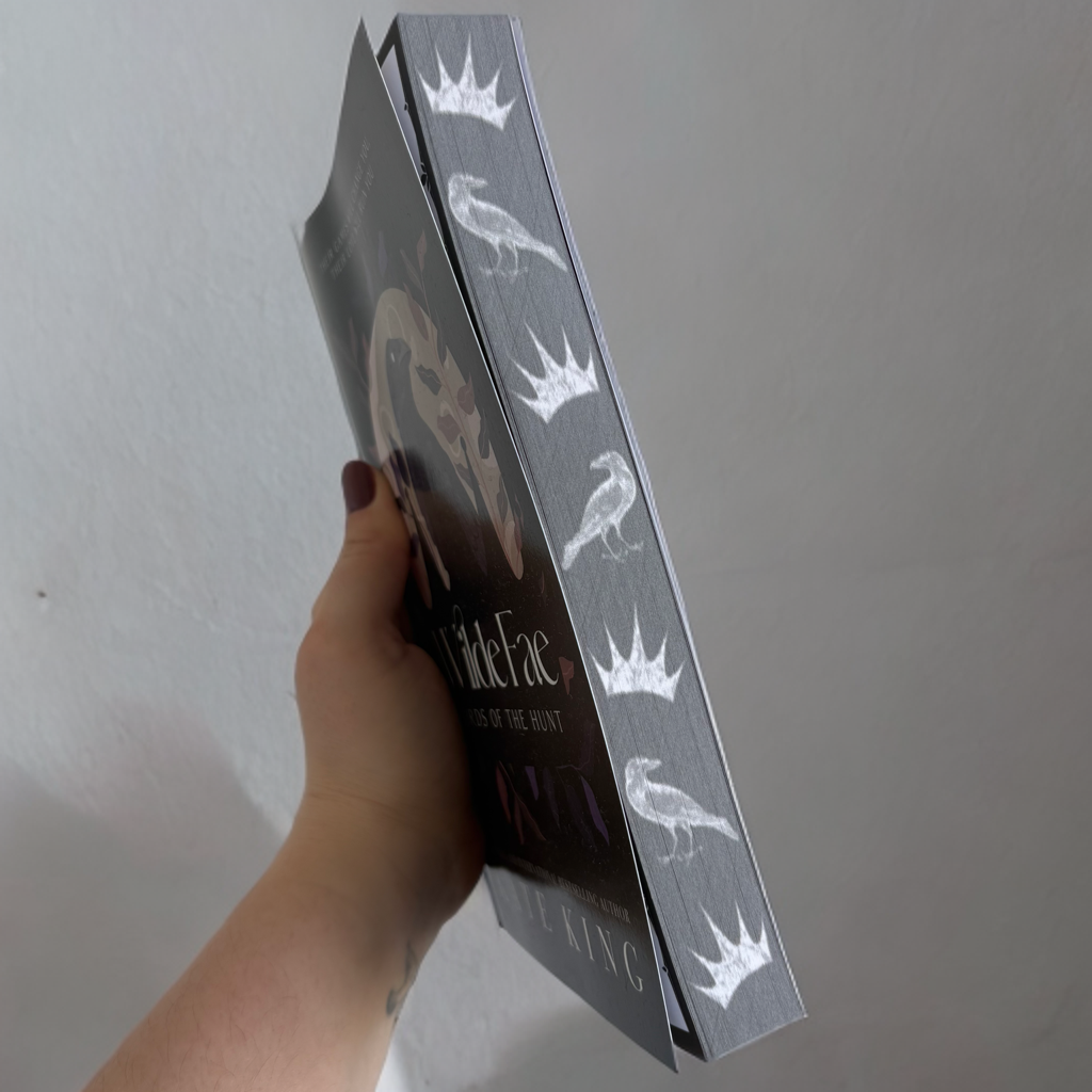 Wilde Fae: Lords of the Hunt: The Printed Edges Paperback Edition (Wilde Fae #1)