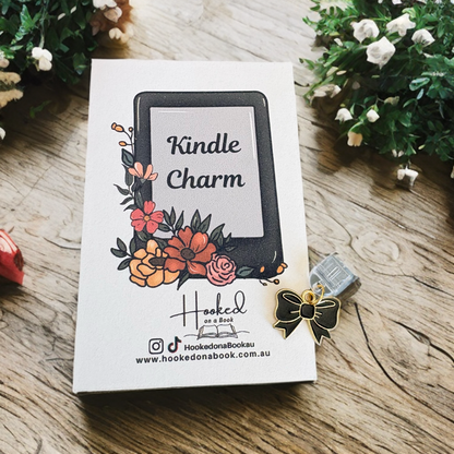 Kindle / E-Reader Charm Black Bow (USB‑C/Type C)