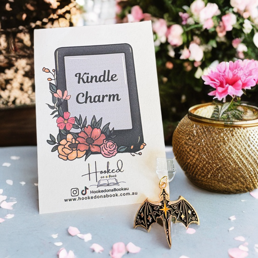 Kindle / E-Reader Charm Night Dragon (USB‑C/Type C)